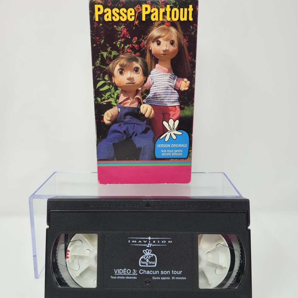 Passe-Partout VHS Tape